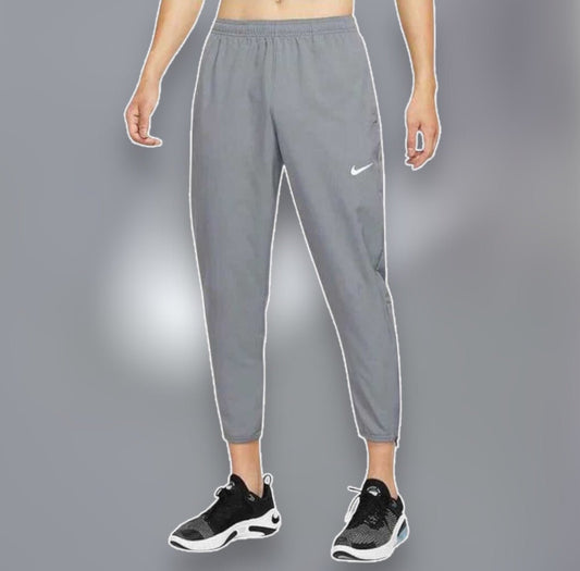 NIKE CHALLENGER LIGHTWEIGHT PANTS (GREY)