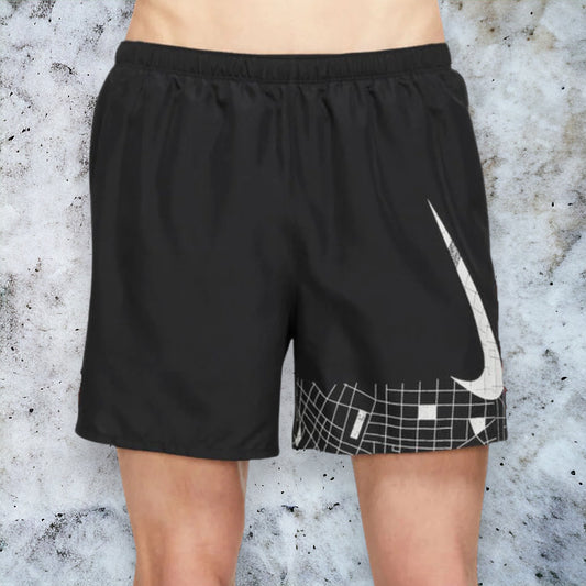 NIKE CHALLENGER RUNNING DIVISION SHORTS 5" (BLACK)